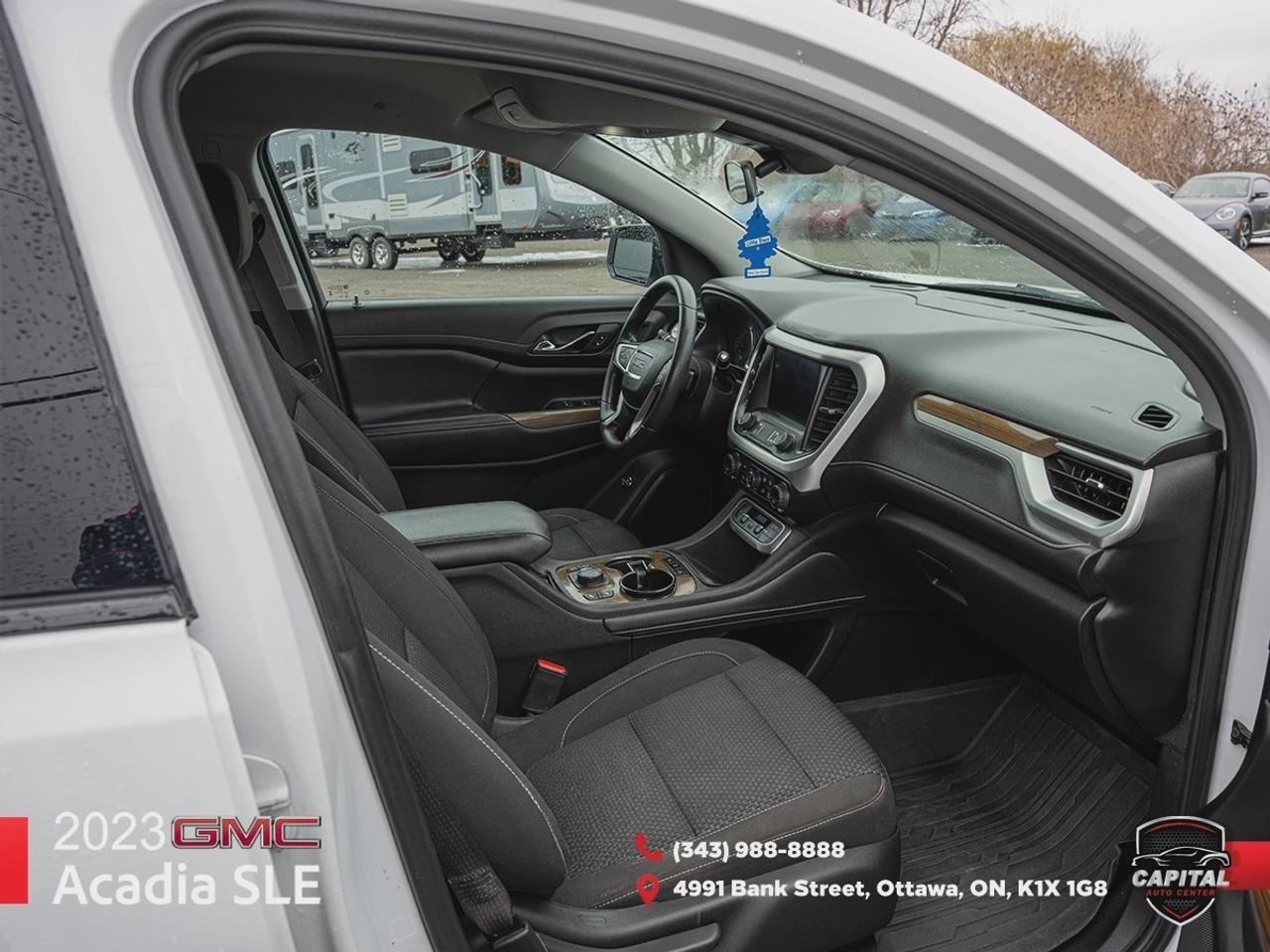 2023 GMC Acadia SLE Photo