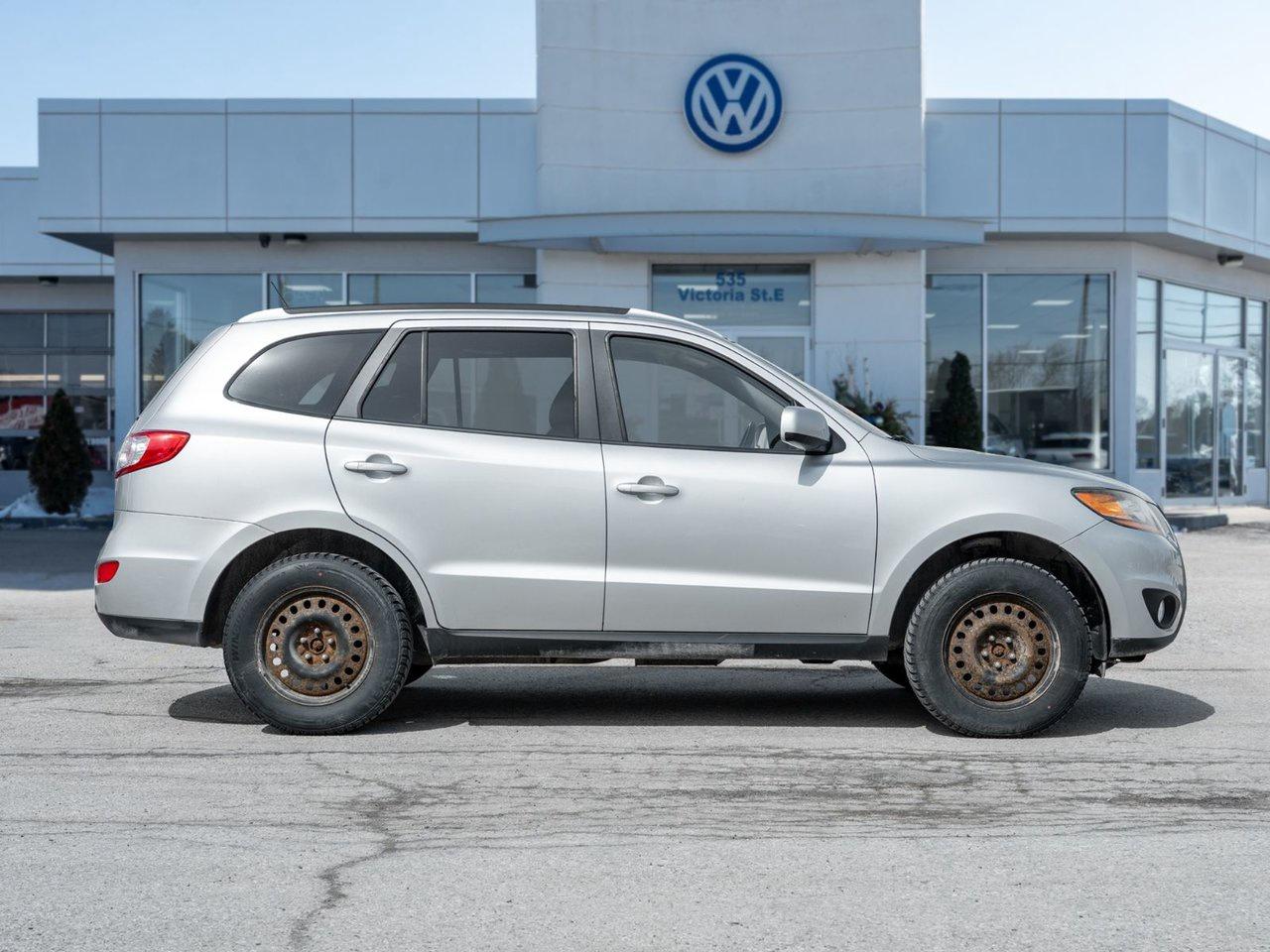 2011 Hyundai Santa Fe GL Photo4