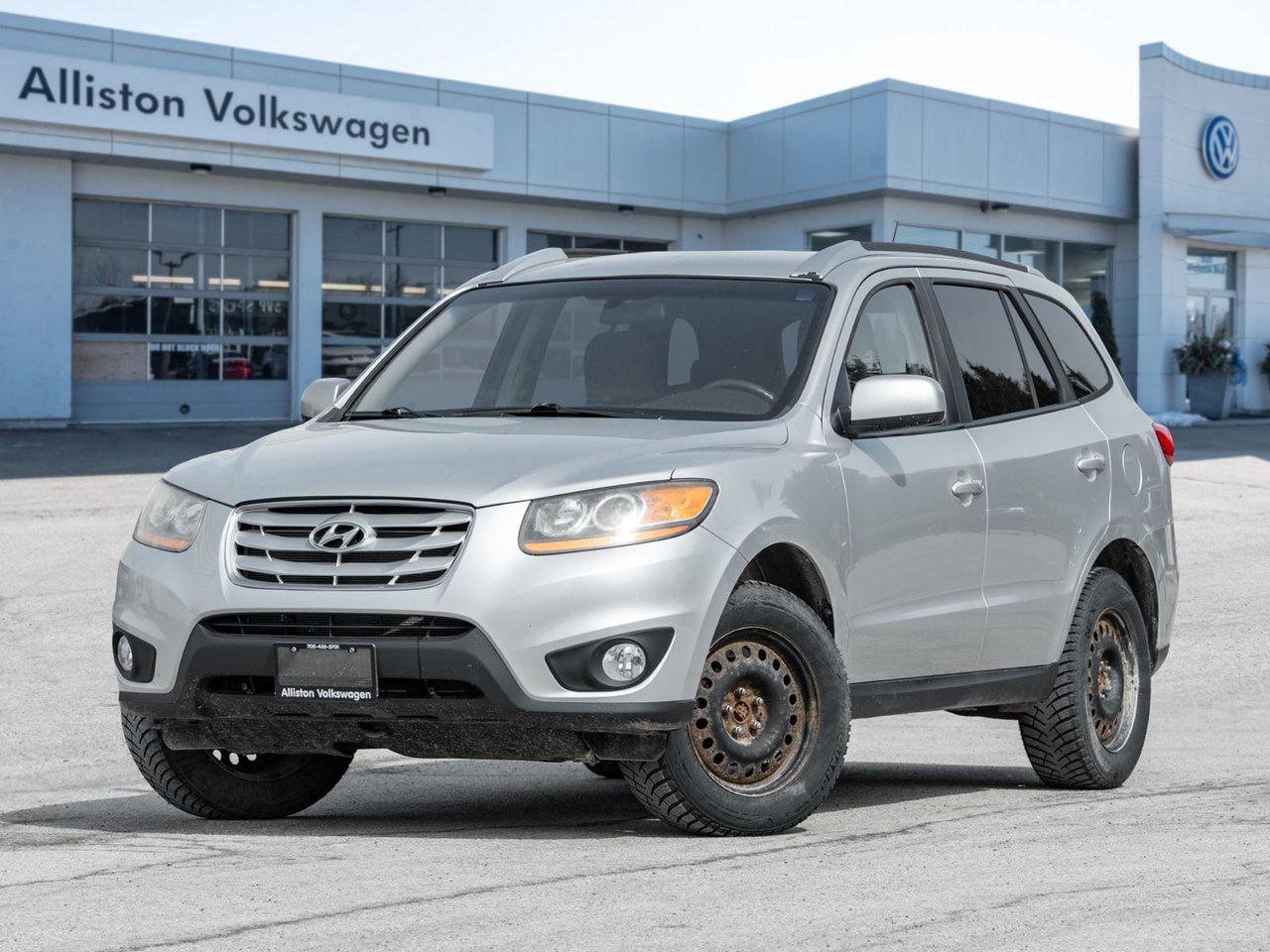 2011 Hyundai Santa Fe GL Photo0