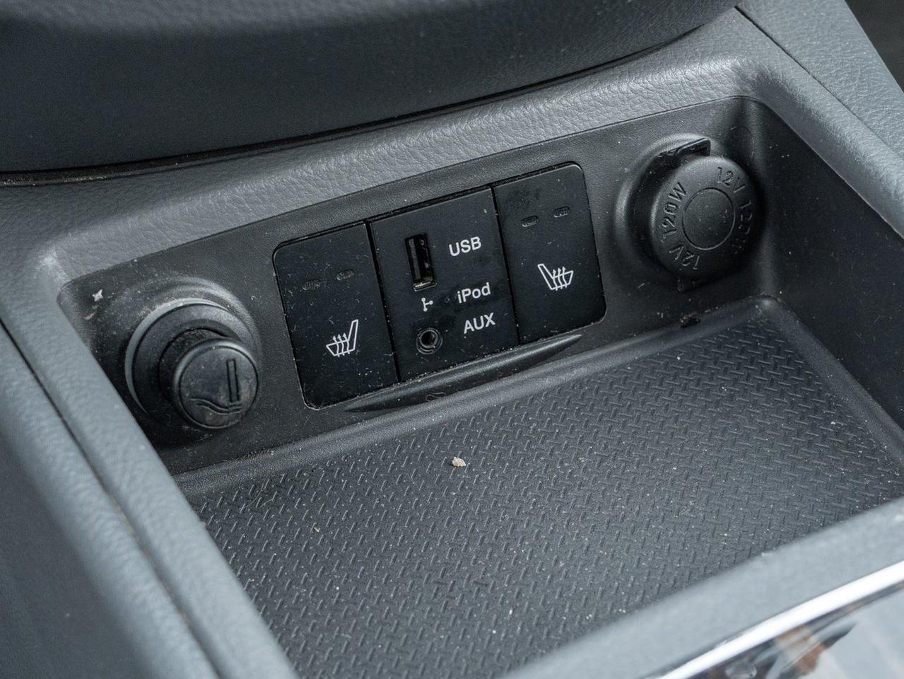 2011 Hyundai Santa Fe GL Photo