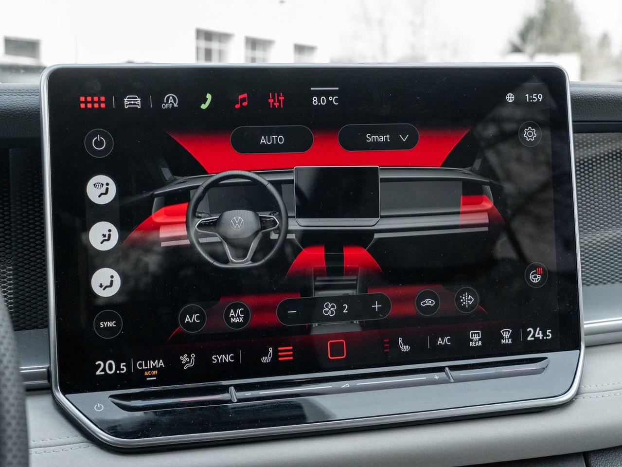 2025 Volkswagen Tiguan Comfortline R-Line Black Edition Photo