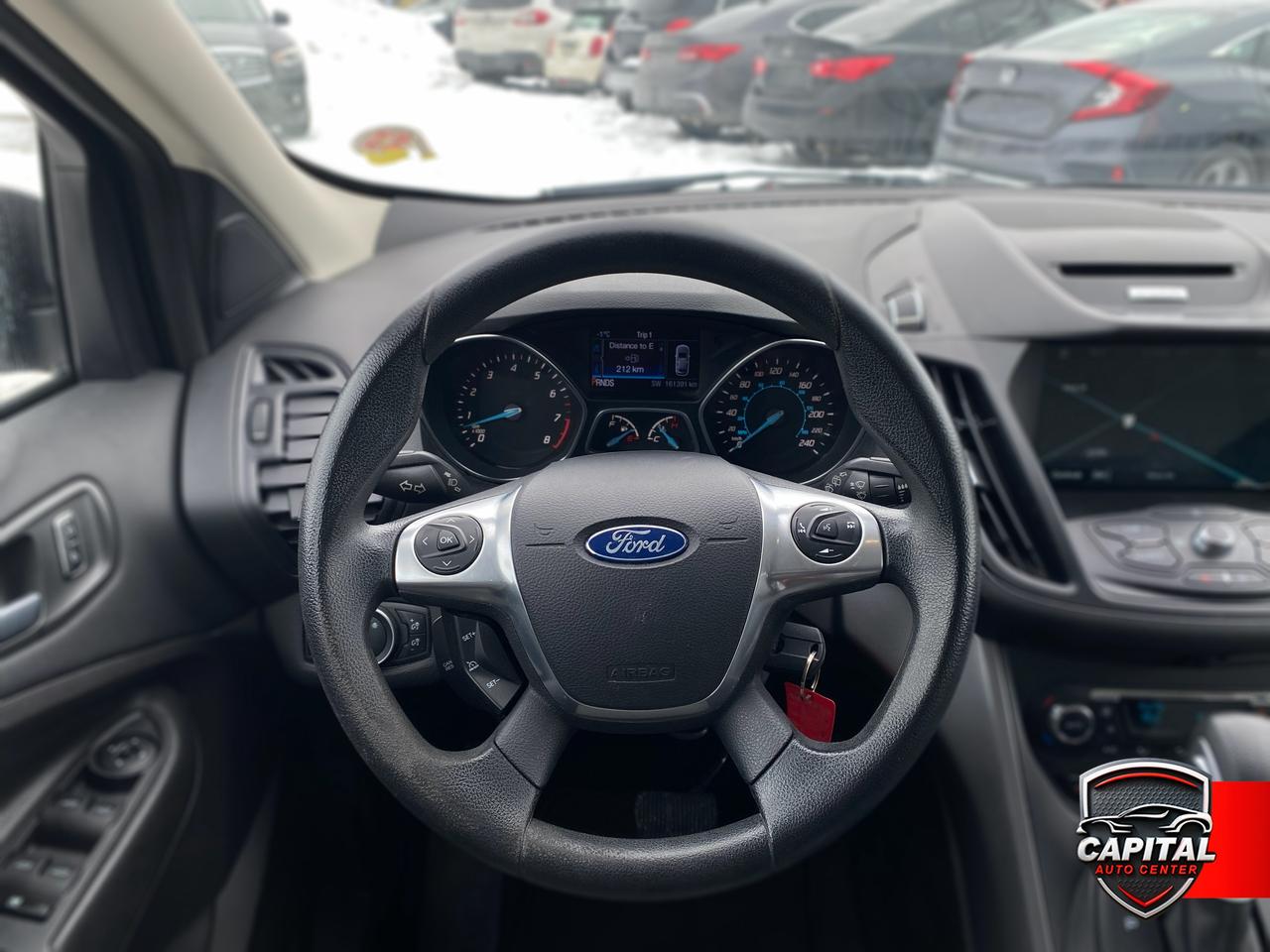 2016 Ford Escape SE Photo