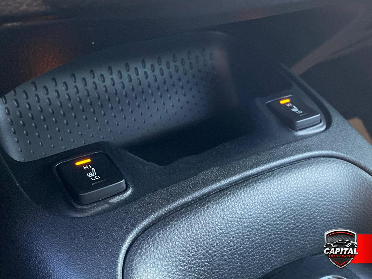 2024 Toyota Corolla Hybrid LE Photo