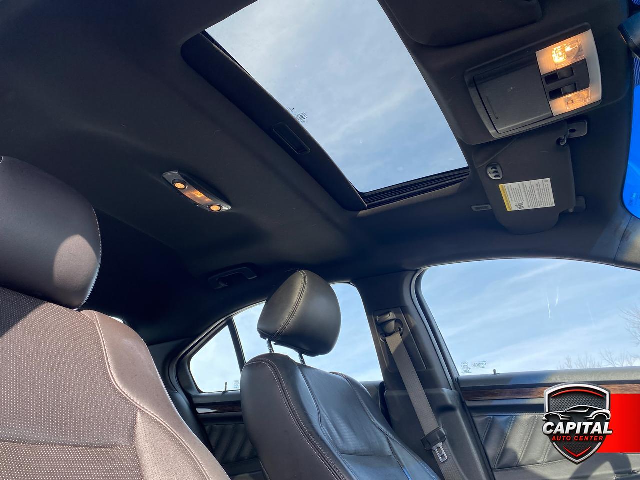 2015 Ford Taurus LIMITED Photo