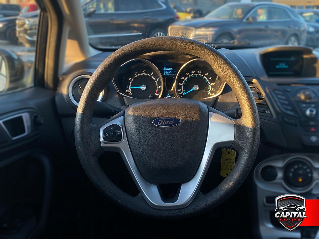 2014 Ford Fiesta SE Photo