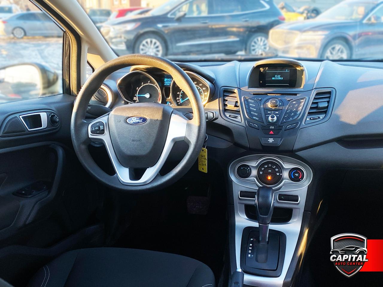 2014 Ford Fiesta SE Photo