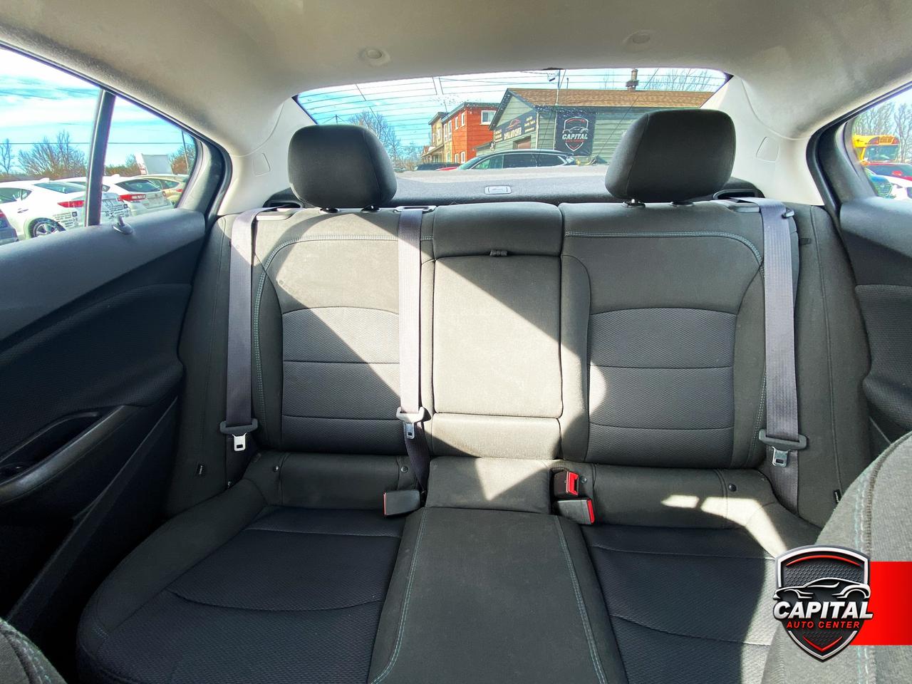 2017 Chevrolet Cruze LT Photo