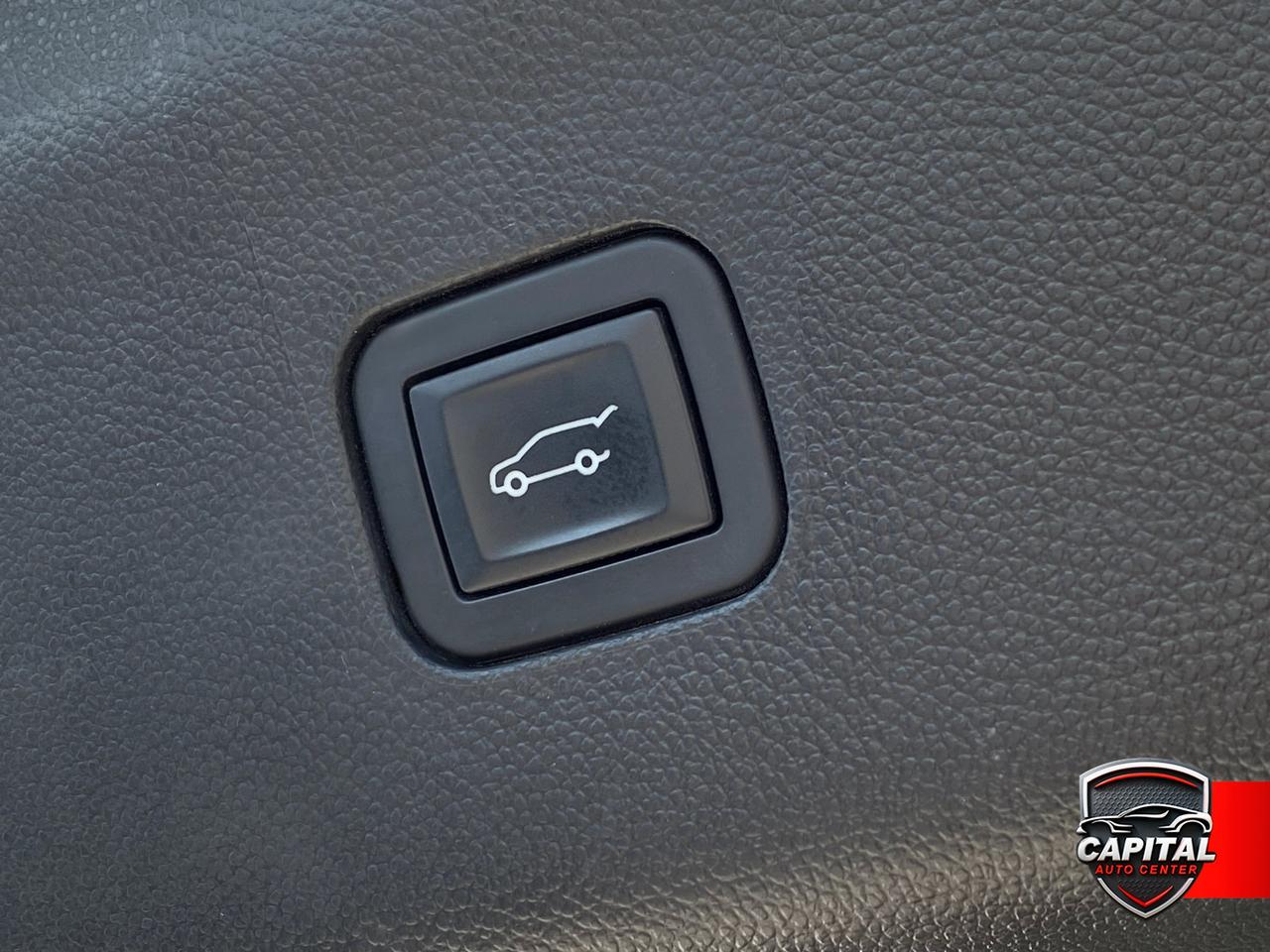 2019 Buick Enclave Essence Photo