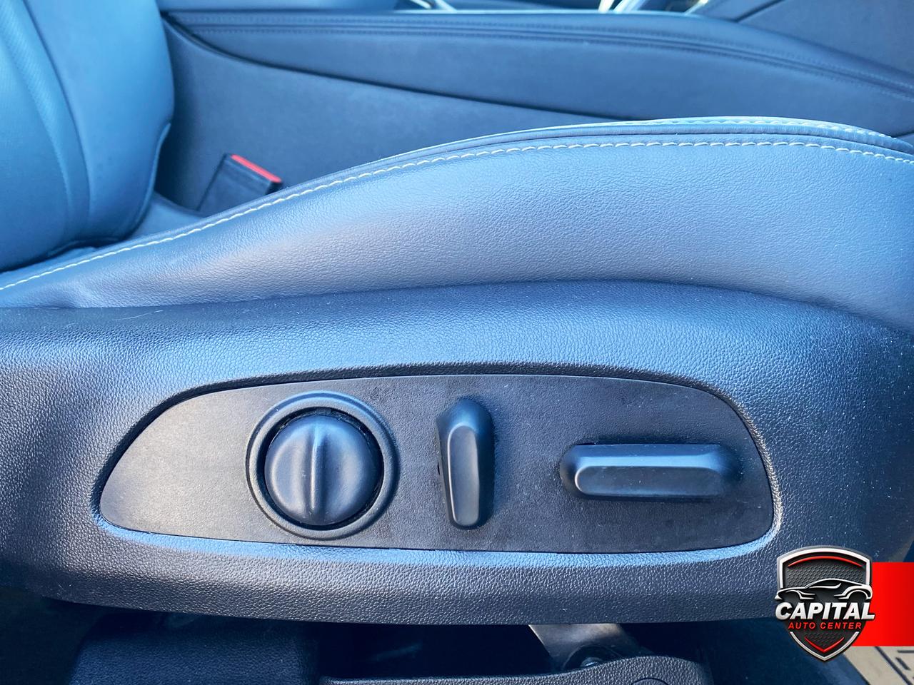 2019 Buick Enclave Essence Photo