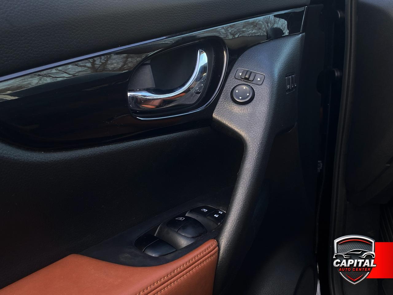 2020 Nissan Rogue SL Photo