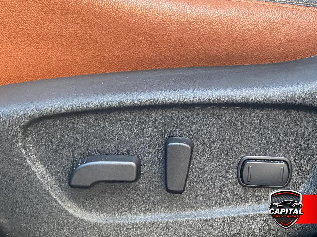 2020 Nissan Rogue SL Photo