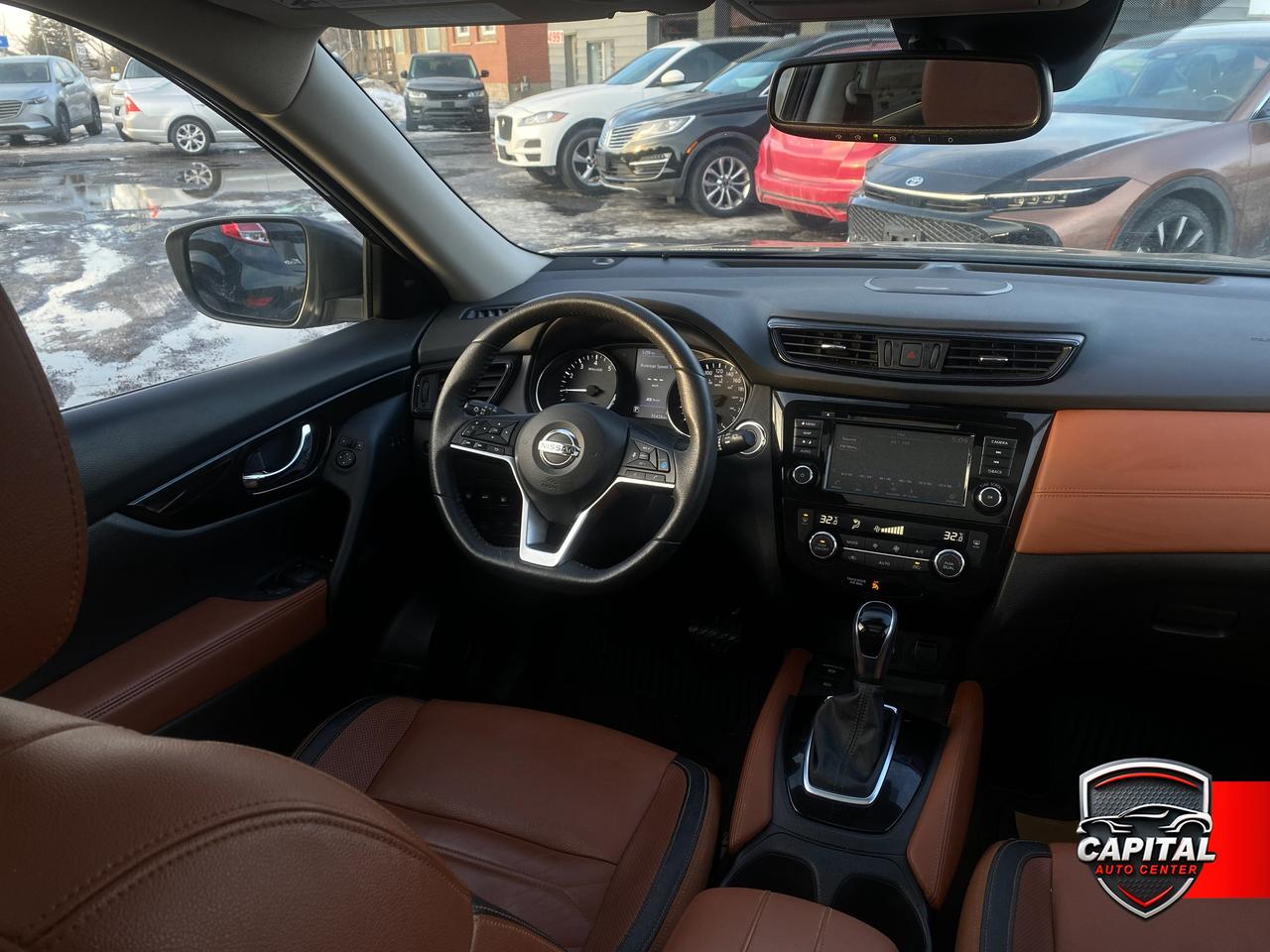 2020 Nissan Rogue SL Photo