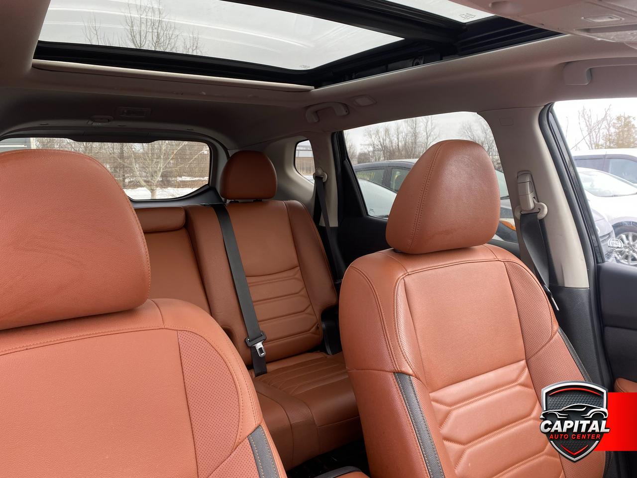 2020 Nissan Rogue SL Photo