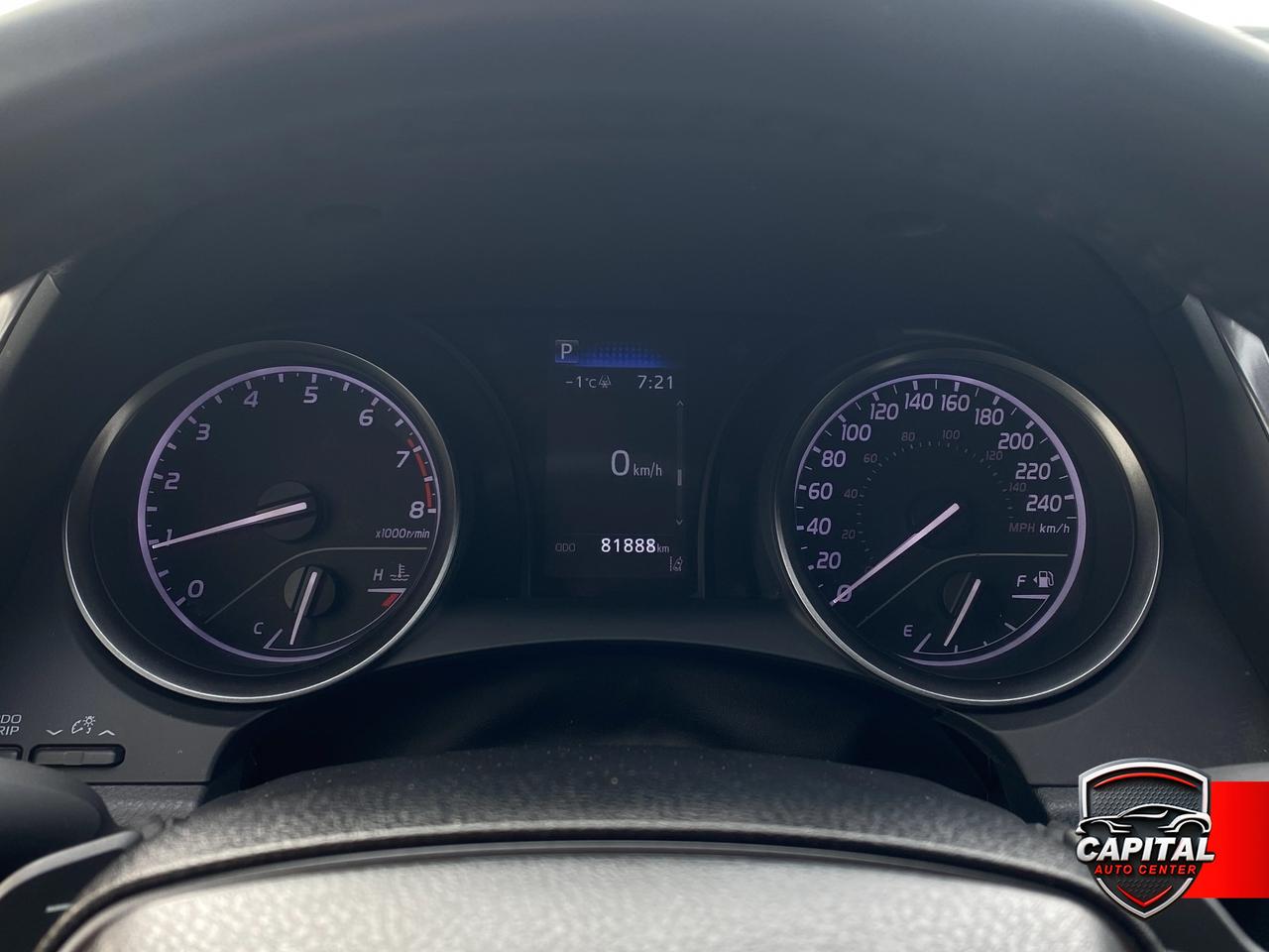 2022 Toyota Camry SE Photo