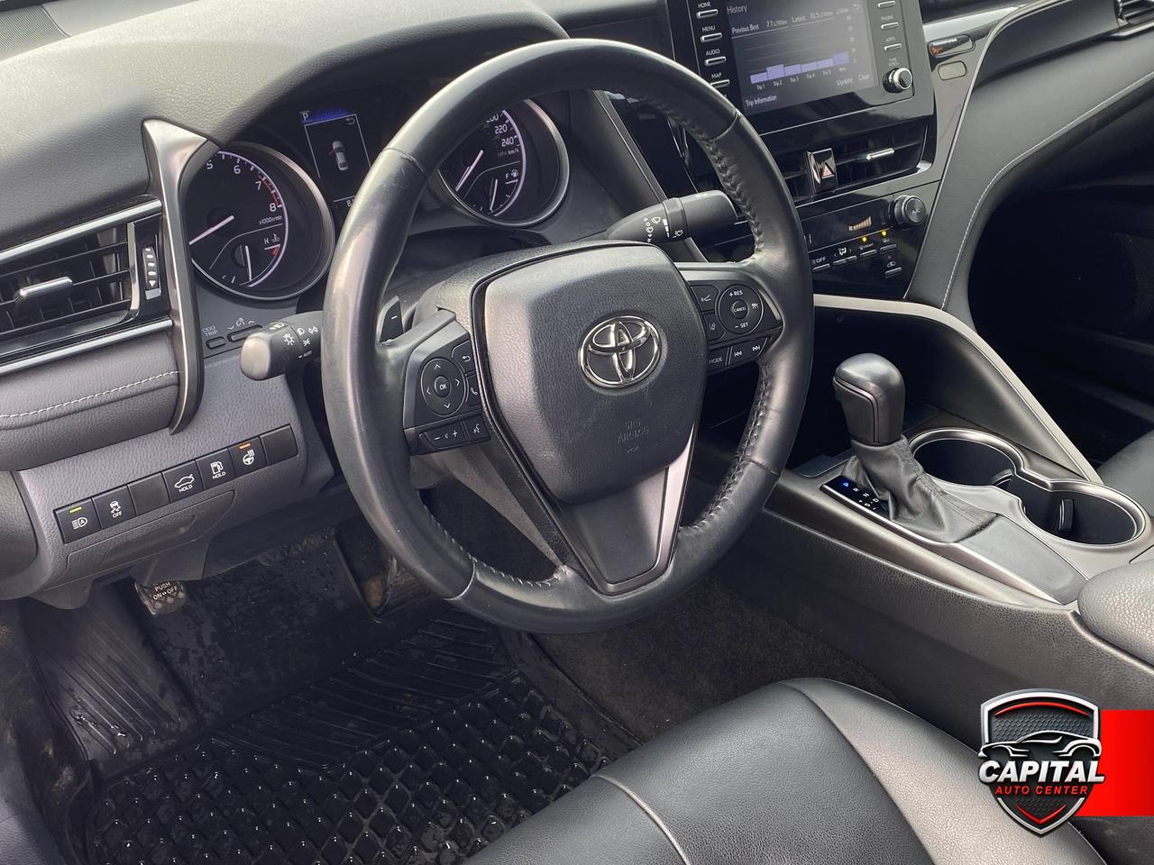 2022 Toyota Camry SE Photo