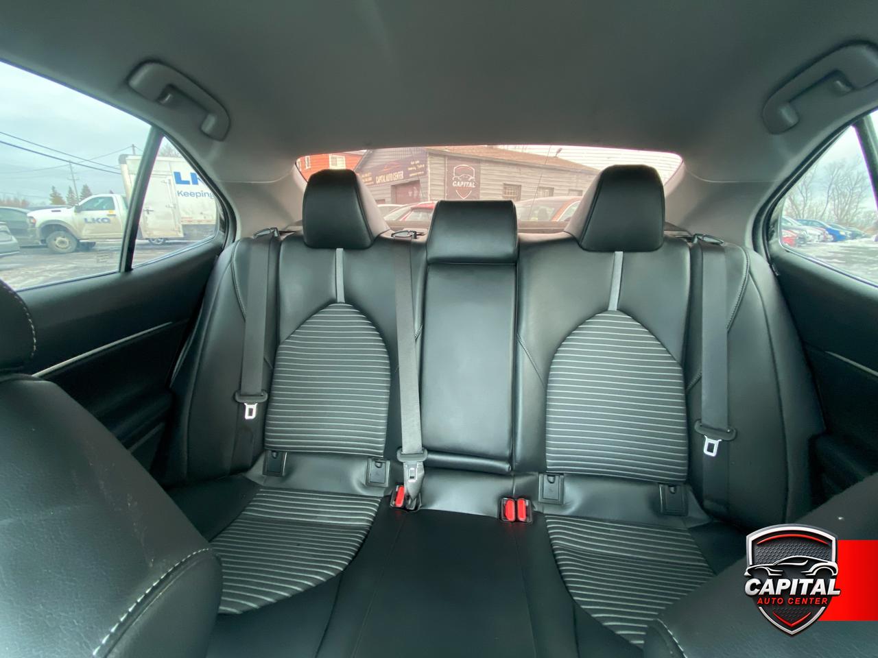 2022 Toyota Camry SE Photo