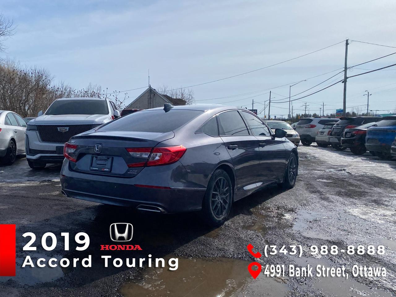2019 Honda Accord Touring Photo3