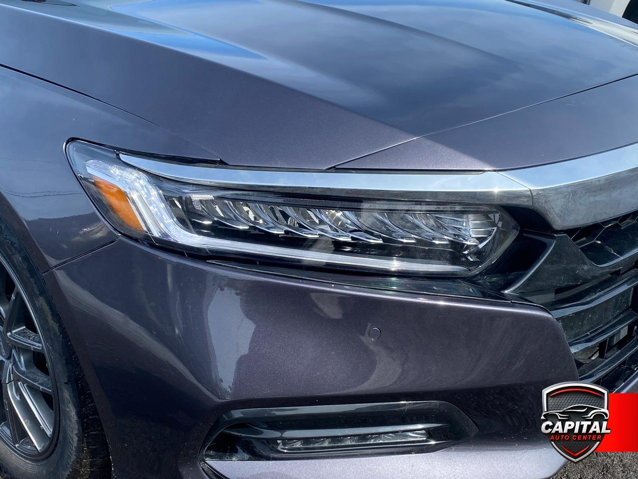 2019 Honda Accord Touring Photo