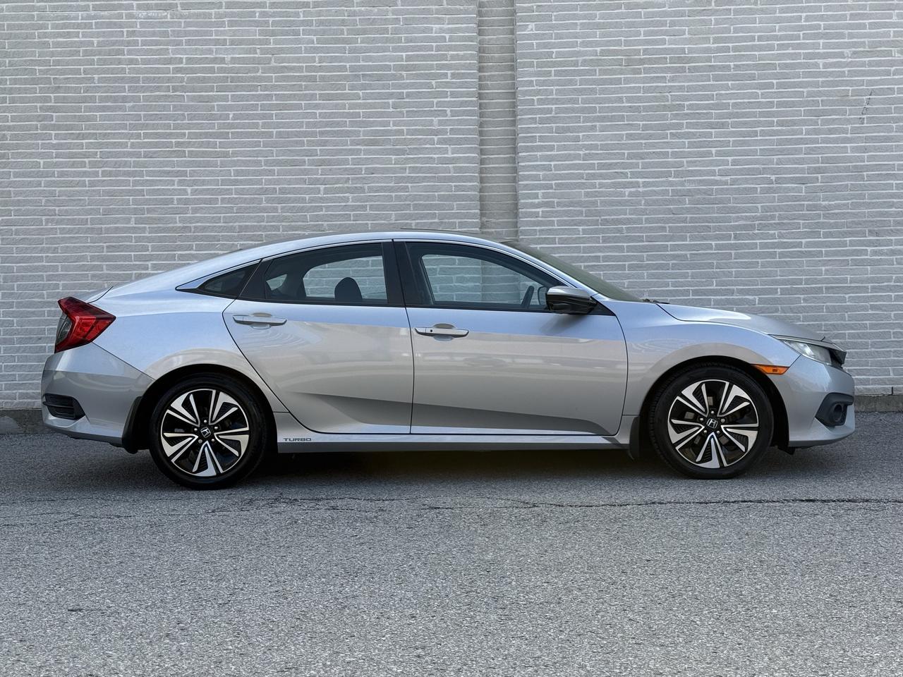 2017 Honda Civic EX-T Photo2