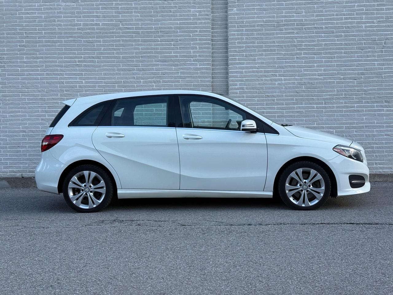 2016 Mercedes-Benz B-Class B 250 Photo