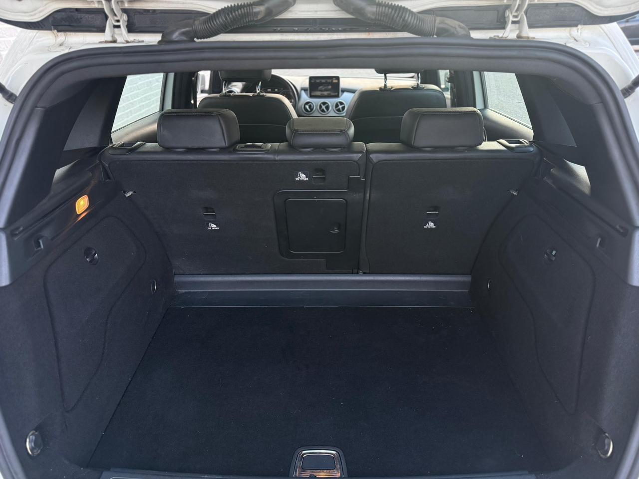 2016 Mercedes-Benz B-Class B 250 Photo