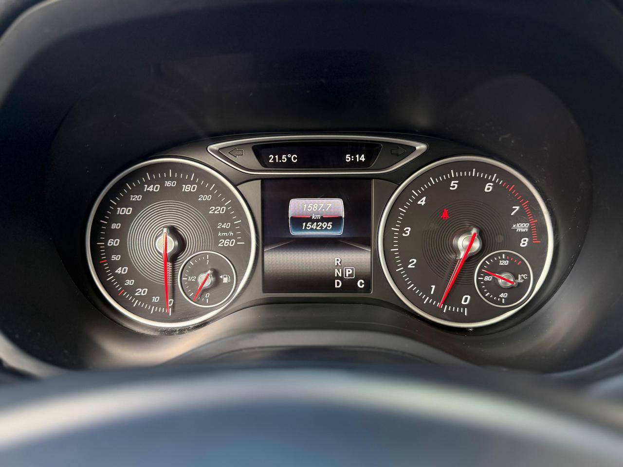 2016 Mercedes-Benz B-Class B 250 Photo