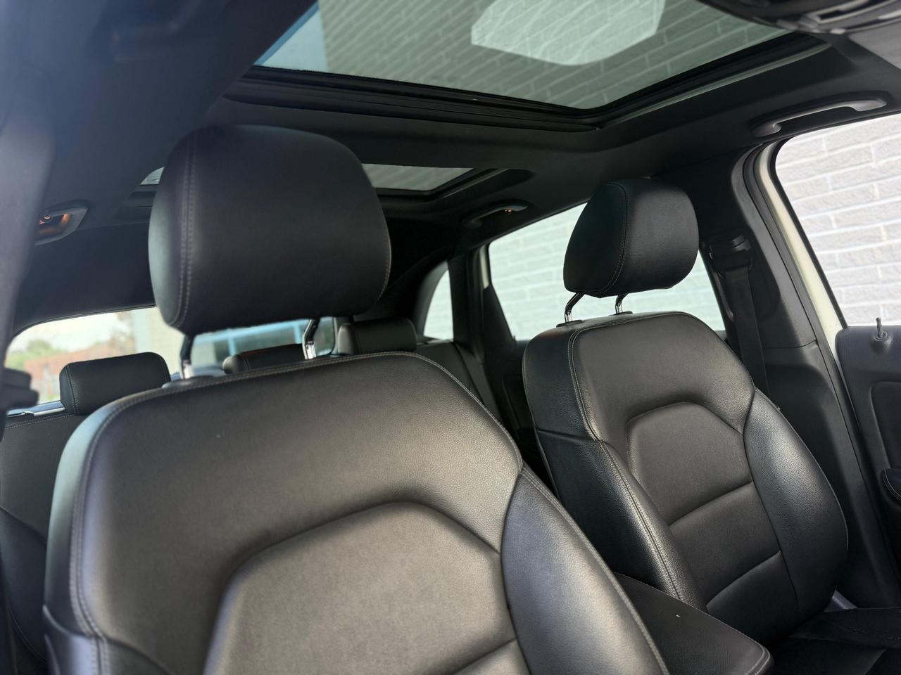 2016 Mercedes-Benz B-Class B 250 Photo