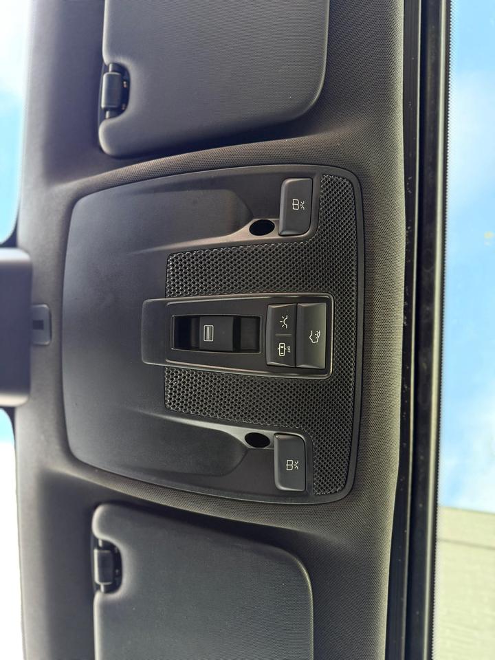 2016 Mercedes-Benz B-Class B 250 Photo