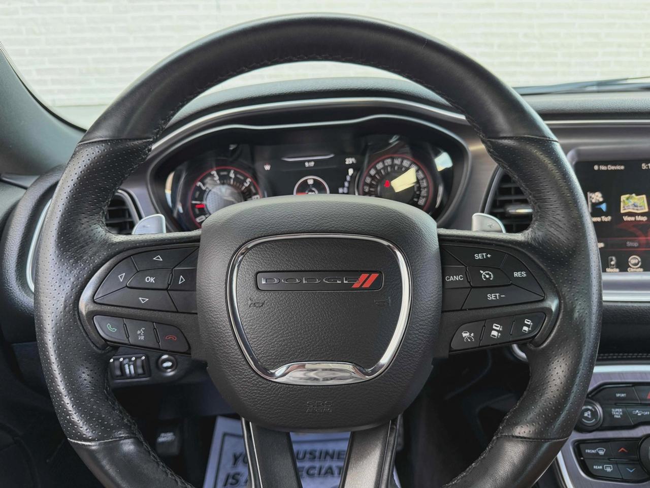 2016 Dodge Challenger SXT Photo