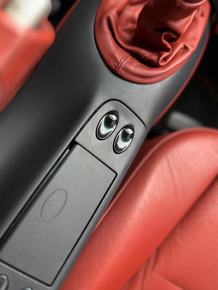 1997 Porsche Boxster BASE Photo