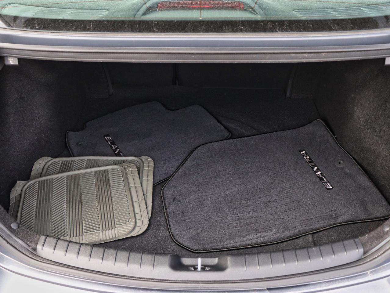 2018 Hyundai Elantra GL SE Photo