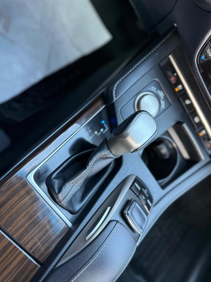 2016 Lexus ES 350 Photo