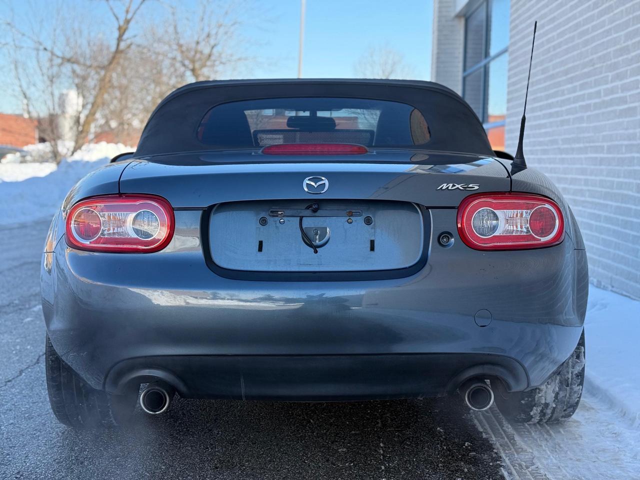 2011 Mazda MX-5 Miata Sport Photo