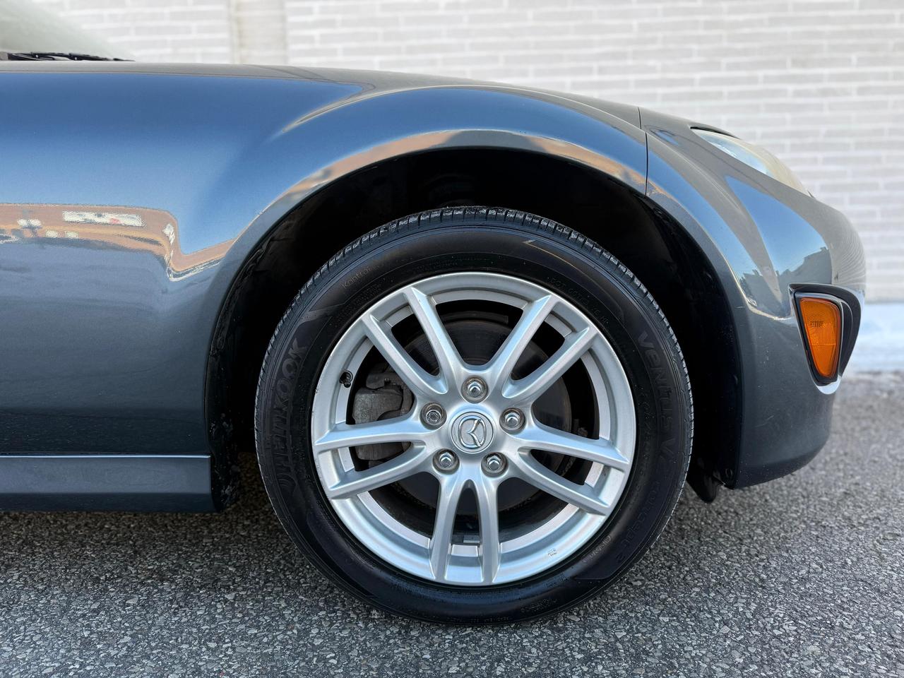2011 Mazda MX-5 Miata Sport Photo