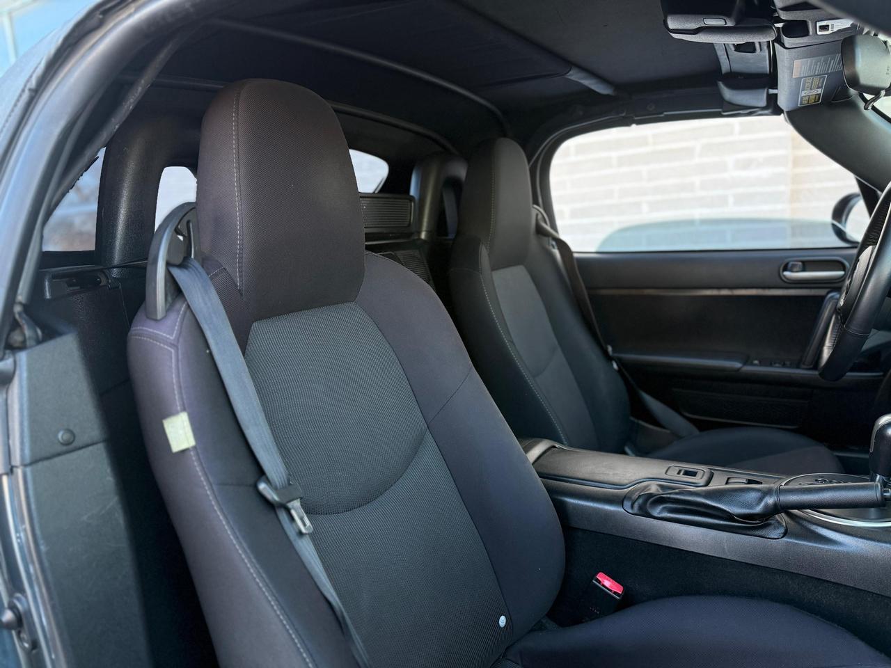 2011 Mazda MX-5 Miata Sport Photo