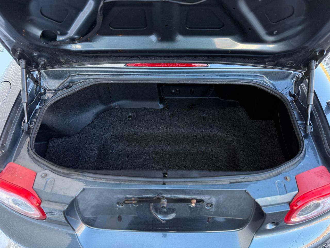 2011 Mazda MX-5 Miata Sport Photo