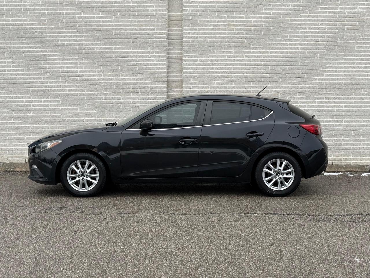 2014 Mazda MAZDA3 GS Photo