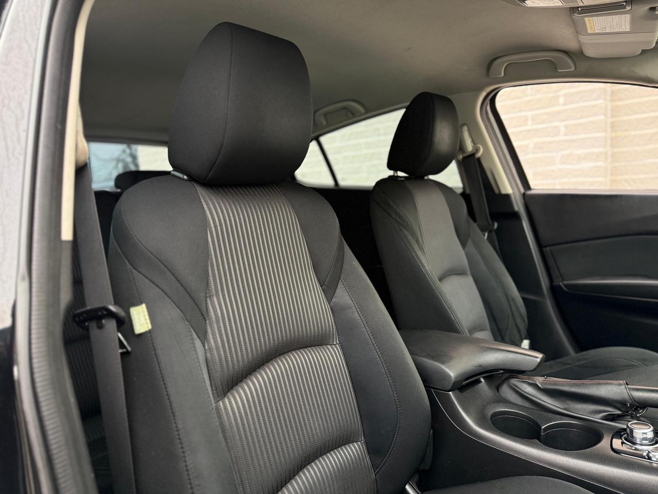 2014 Mazda MAZDA3 GS Photo