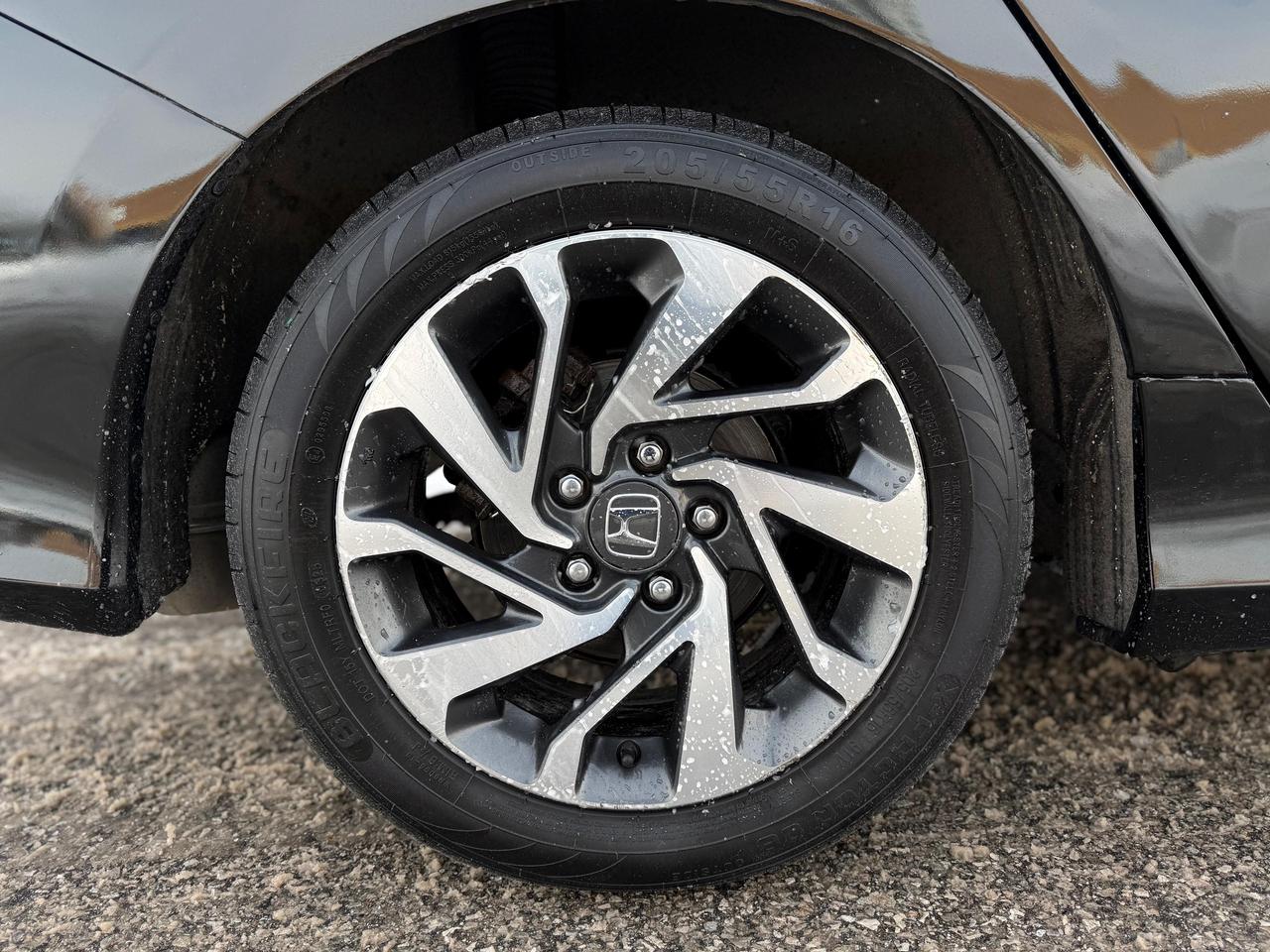 2016 Honda Civic EX Photo