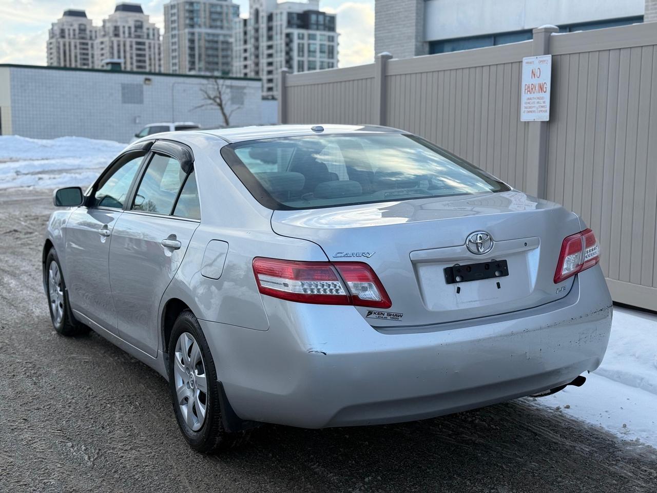 2010 Toyota Camry LE Photo