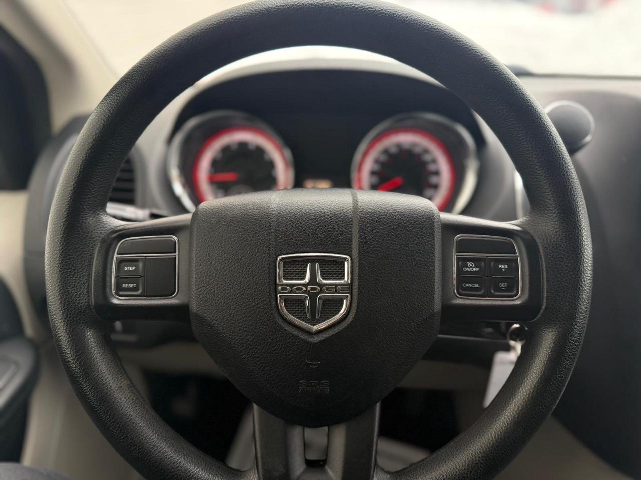 2015 Dodge Grand Caravan SXT Photo