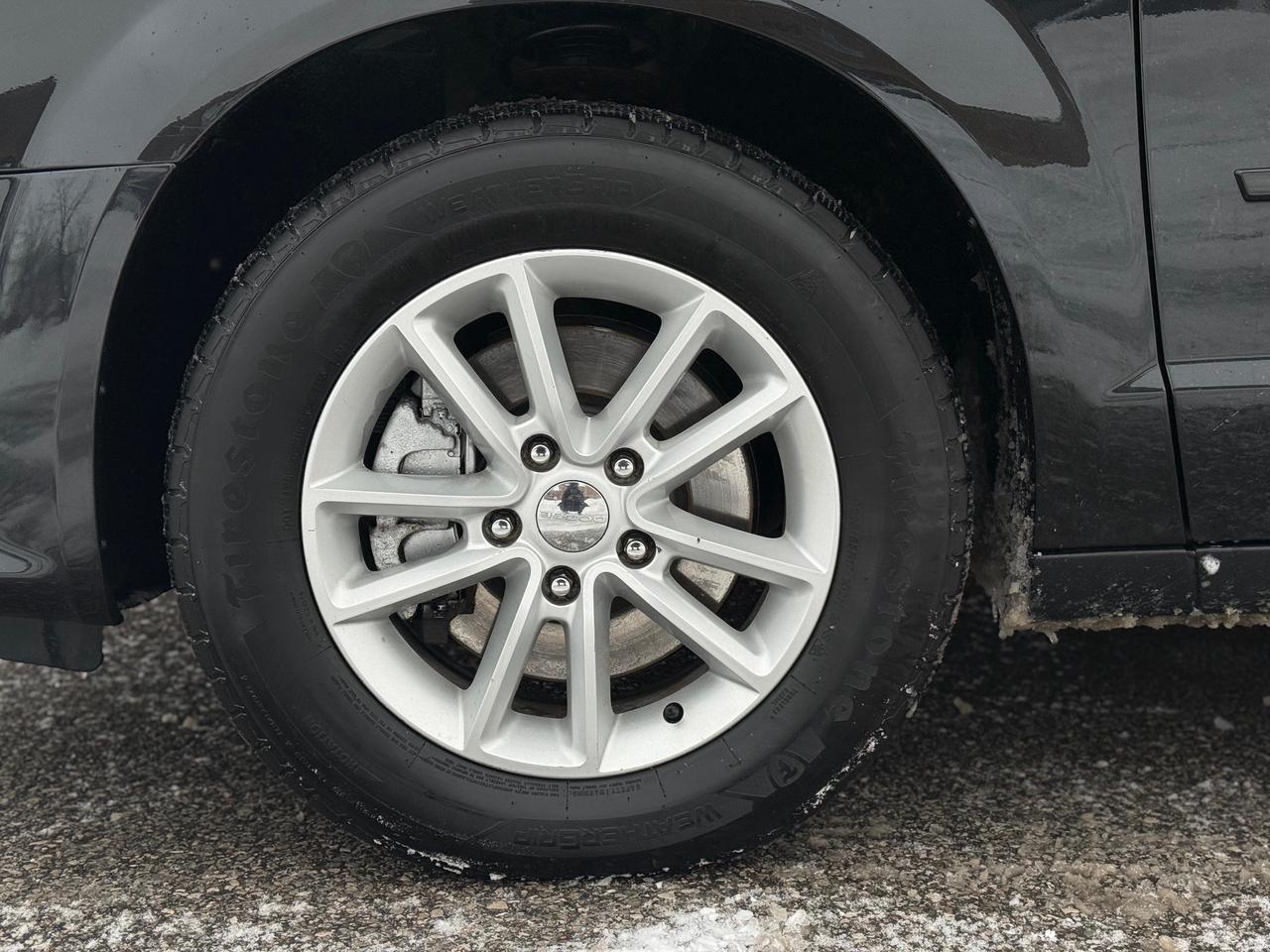 2015 Dodge Grand Caravan SXT Photo