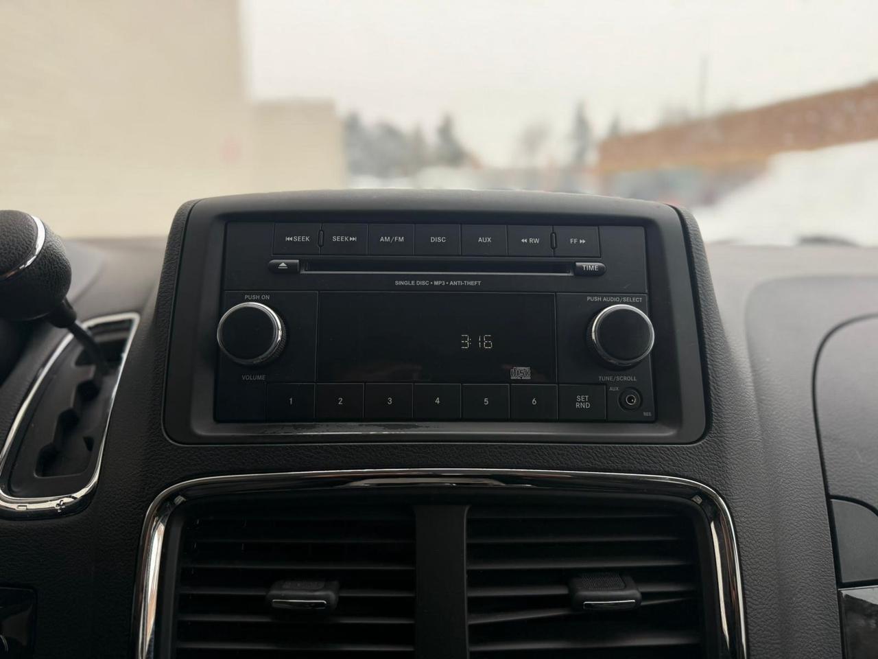 2015 Dodge Grand Caravan SXT Photo