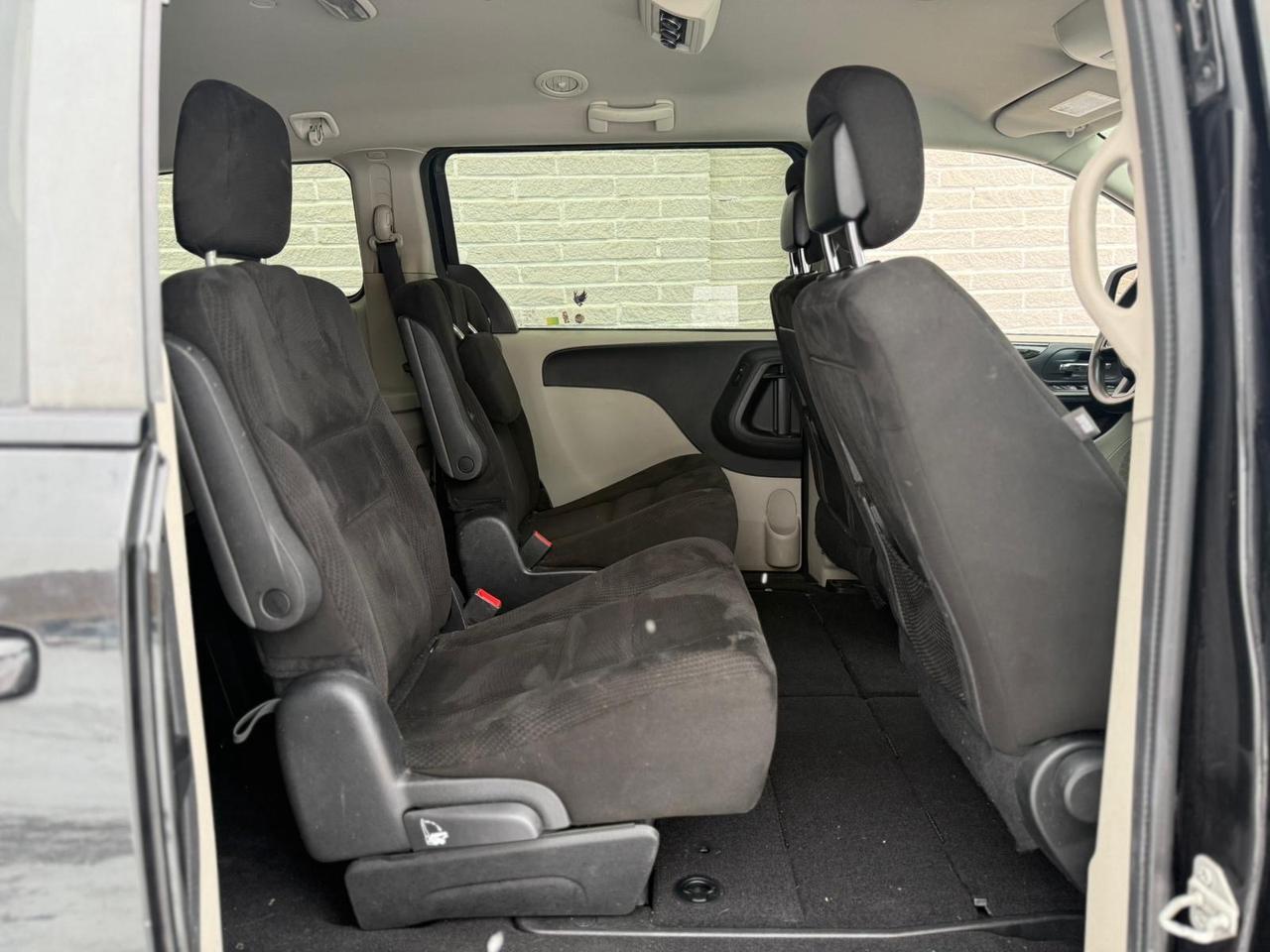 2015 Dodge Grand Caravan SXT Photo