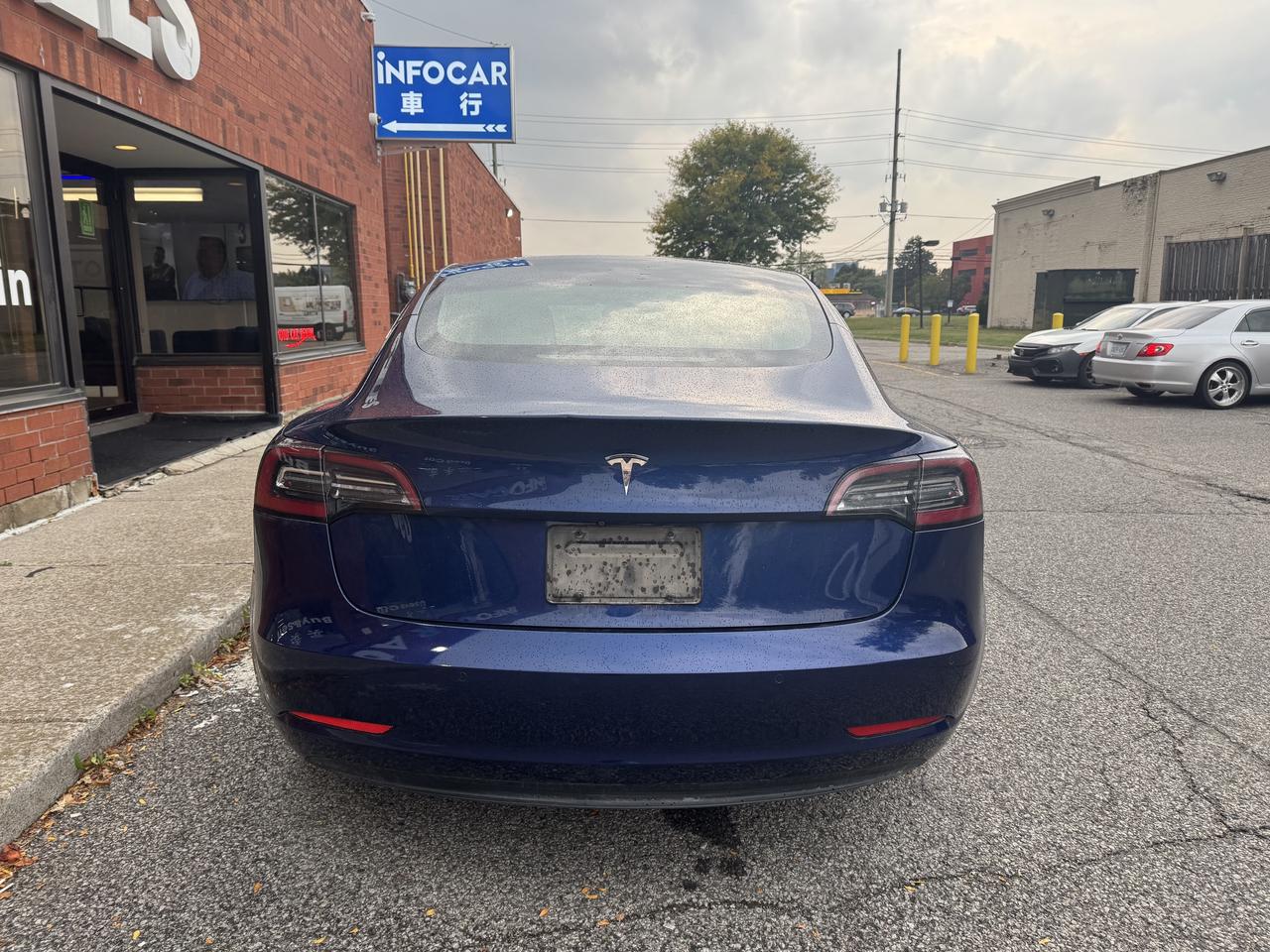 2019 Tesla Model 3 STANDARD RANGE PLUS Photo