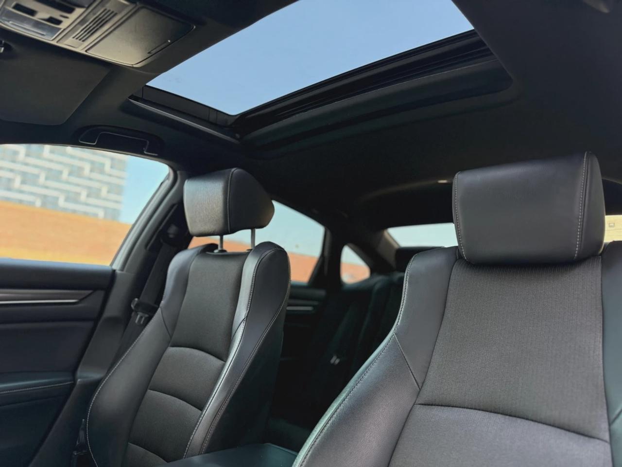 2018 Honda Accord Sport Photo