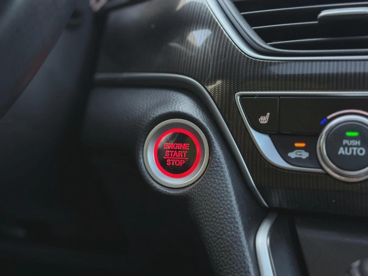 2018 Honda Accord Sport Photo