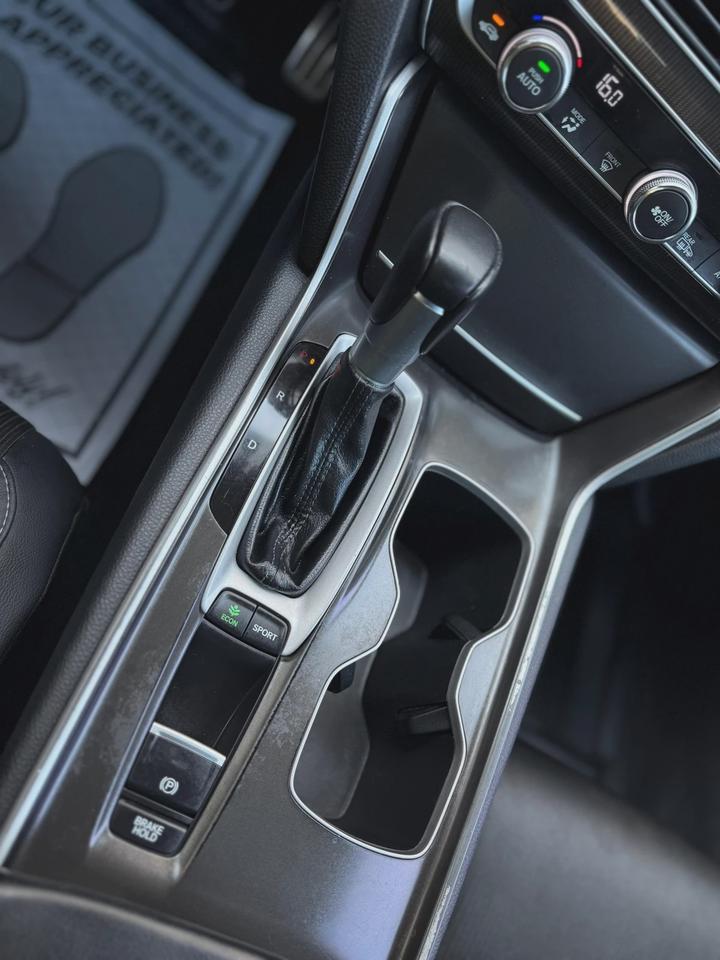 2018 Honda Accord Sport Photo