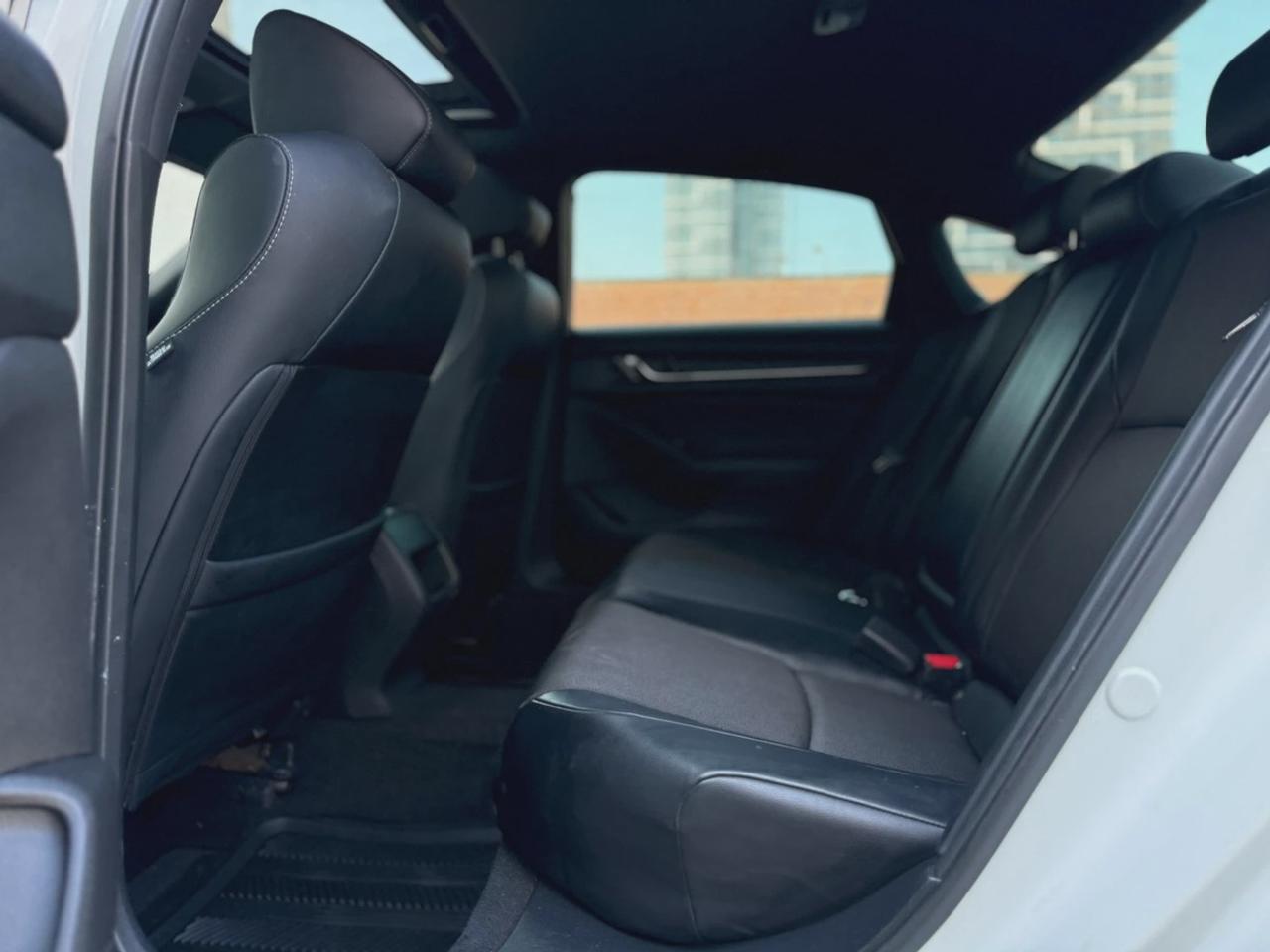 2018 Honda Accord Sport Photo