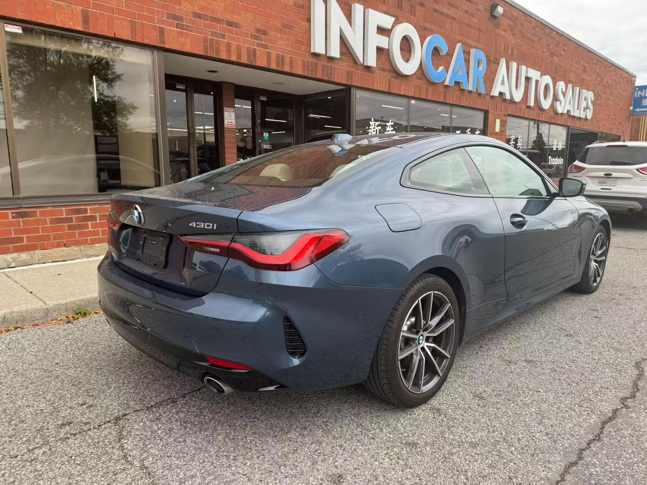 2024 BMW 4-Series 430i xDrive Photo3